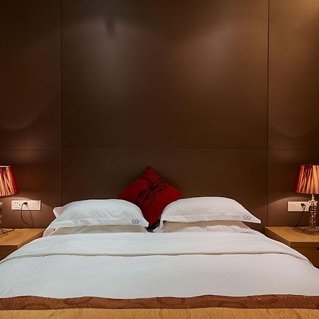 Shajing Guangzhou Heefun Apartment - Poly World Trading Center מראה חיצוני תמונה
