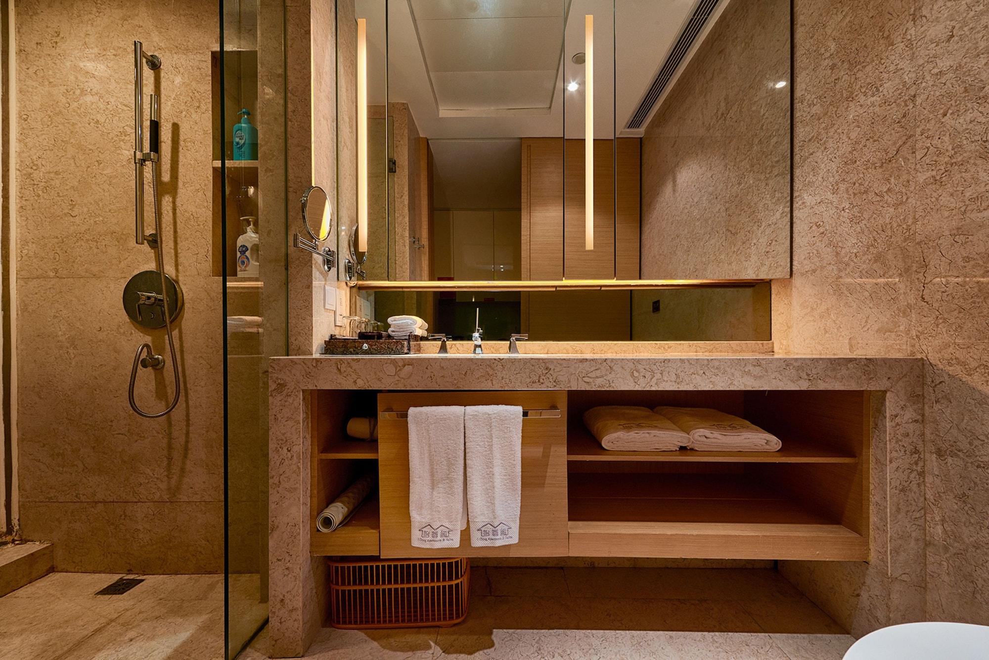 Shajing Guangzhou Heefun Apartment - Poly World Trading Center מראה חיצוני תמונה