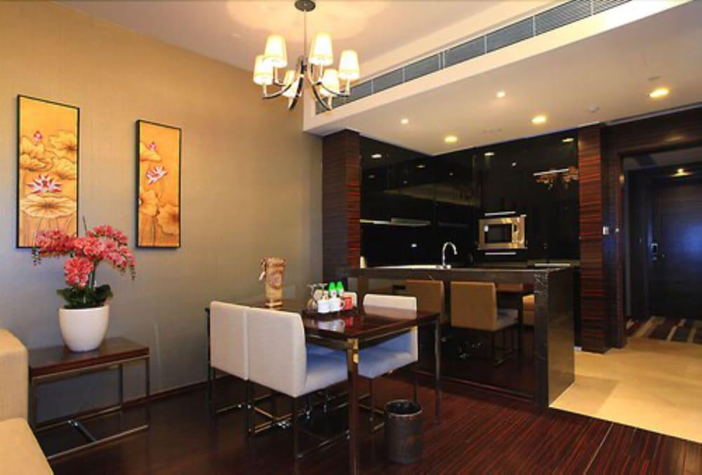 Shajing Guangzhou Heefun Apartment - Poly World Trading Center מראה חיצוני תמונה