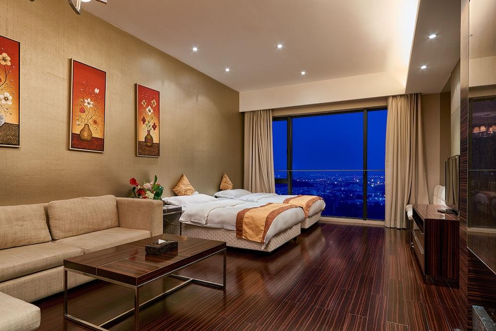 Shajing Guangzhou Heefun Apartment - Poly World Trading Center מראה חיצוני תמונה