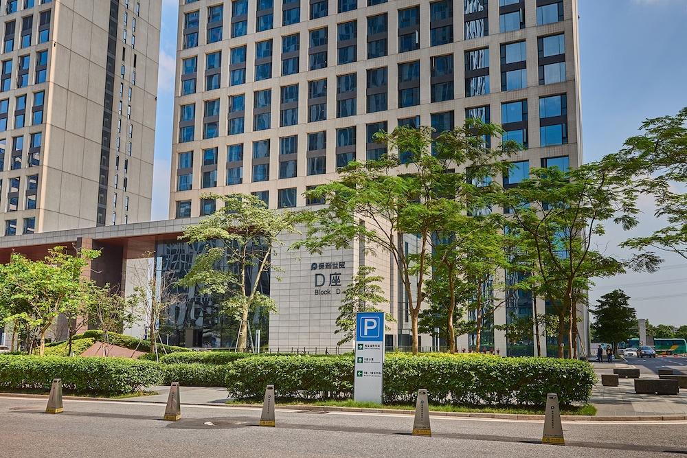 Shajing Guangzhou Heefun Apartment - Poly World Trading Center מראה חיצוני תמונה