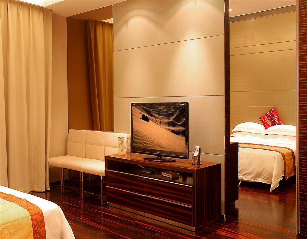 Shajing Guangzhou Heefun Apartment - Poly World Trading Center מראה חיצוני תמונה