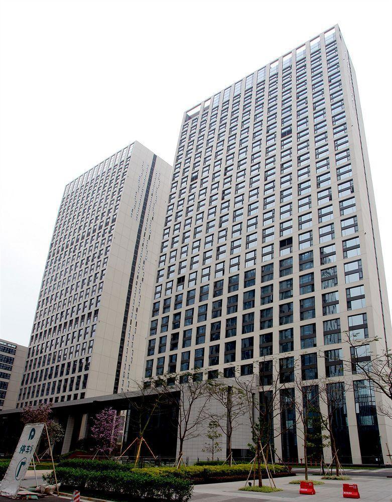 Shajing Guangzhou Heefun Apartment - Poly World Trading Center מראה חיצוני תמונה