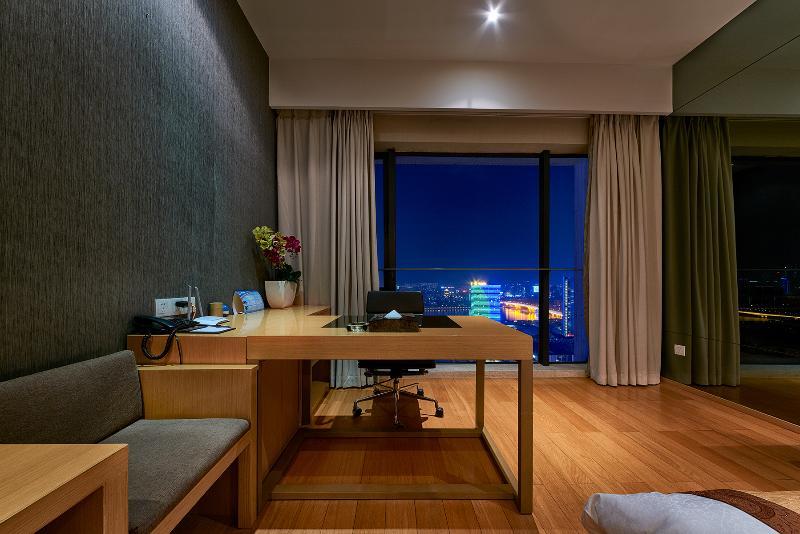 Shajing Guangzhou Heefun Apartment - Poly World Trading Center מראה חיצוני תמונה